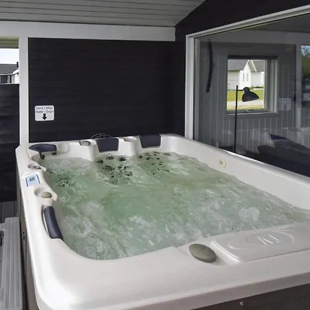 Cozy In Otterup With Sauna بيت للعطل